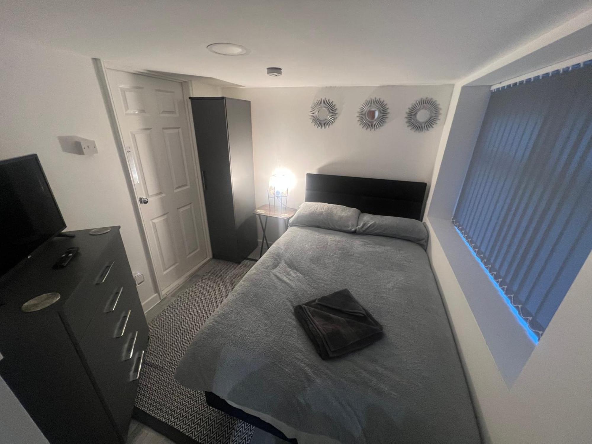 The Honley Hotel Blackpool Room photo